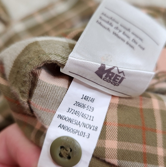 REI Co-Op Northwoods Button-up Shirt Tan Green Pink Sz Large Plaid 100% Cotton - Picture 10 of 11